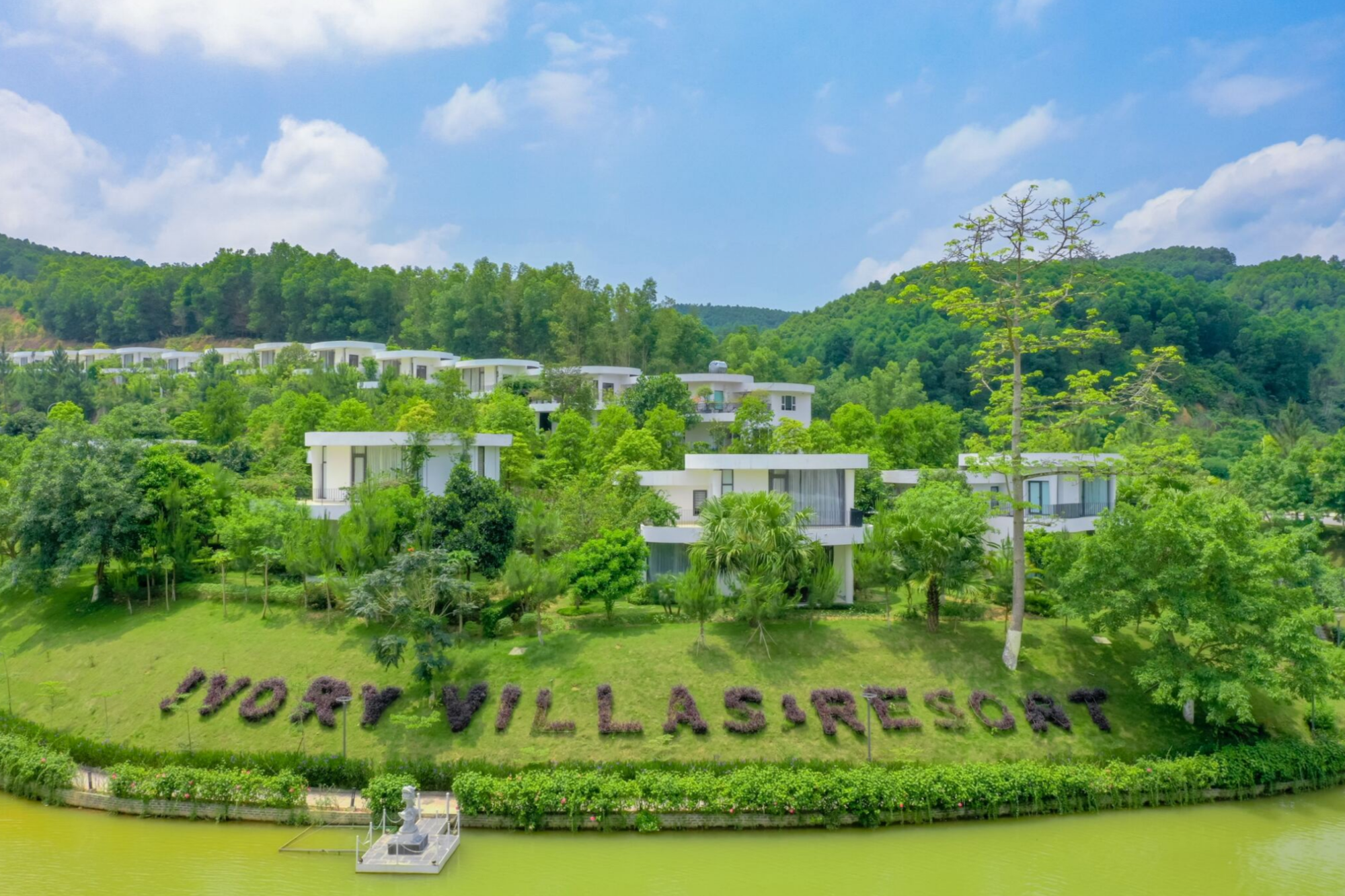 Dự án Ivory Villas & Resort được nhà đầu tư chọn nhờ pháp lý vững chắc. Ảnh: thuonggiaonline